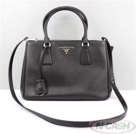 prada 1ba863 nero|Medium Prada Galleria Saffiano leather bag.